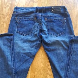 BUCKLE BRAND JEANS